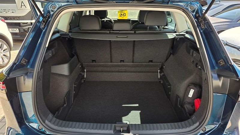 Volkswagen Tayron (2025) 1.5 eTSI 110 kW DSG7 zár.5let - fotka 13 z 36