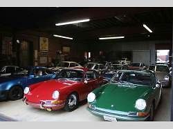 Magnus Walker a jeho Porsche 911 