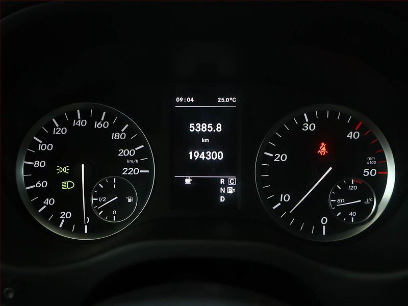 Mercedes-Benz Vito (2017) 114 CDI, Bus, 5Míst - fotka 8 z 13