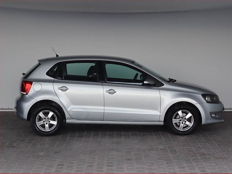 Volkswagen Polo (2011) 1.2 12V, Tempomat - fotka 6 z 16