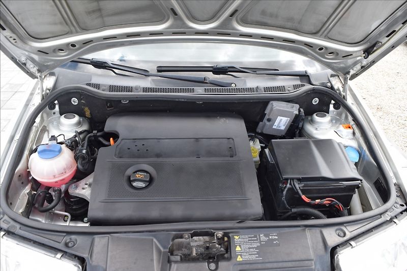 Škoda Fabia 1,4 i 55KW NOVÁ STK AUTOMAT - fotka 44 z 44