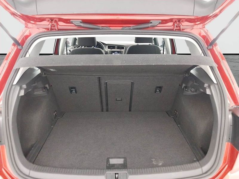 Volkswagen Golf (2015) 1.2 TSI, Serv.kniha, Tempomat - fotka 14 z 20