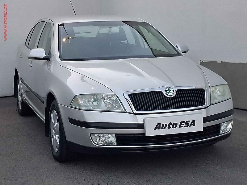 Škoda Octavia (2004) 1.6i, ČR, AC, STK6/28 - fotografie inzerátu