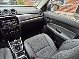 Suzuki Vitara (2021) 1.4i 95KW COMFORT Navi LED ACC - náhled 30
