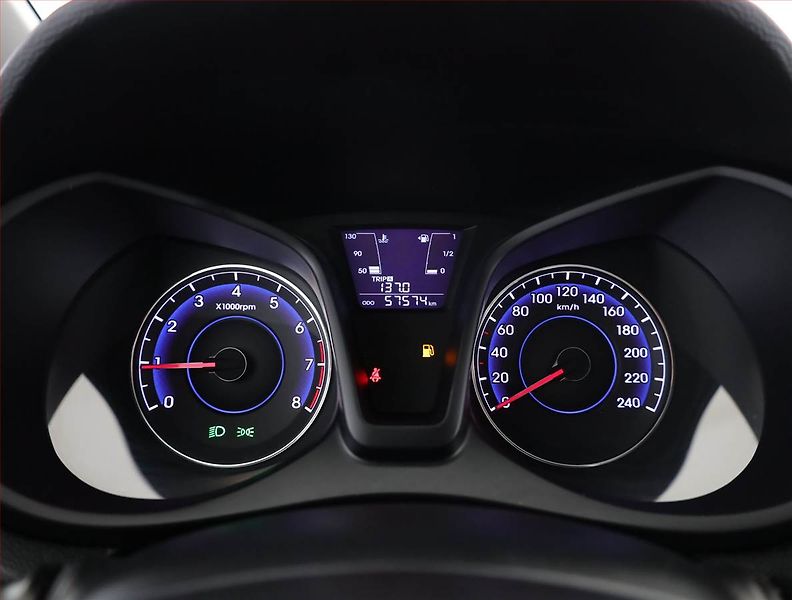 Hyundai ix20 (2016) 1.4 CVVT, Serv.kniha - fotka 9 z 13