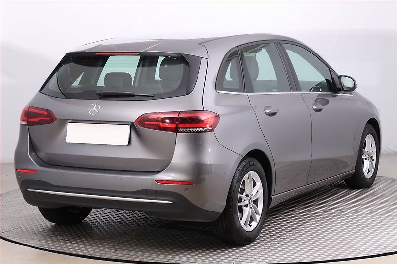 Mercedes-Benz Třídy B (2019) Progressive B 180 - fotka 5 z 20