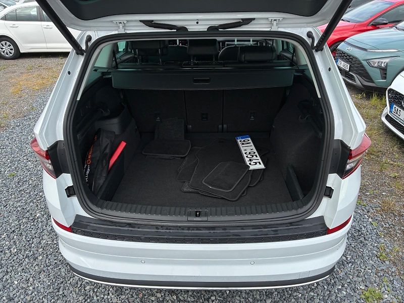 Škoda Kodiaq (2022) L&K 2.0TDI 147kW DSG 4x4 TAŽNÉ - fotka 6 z 11
