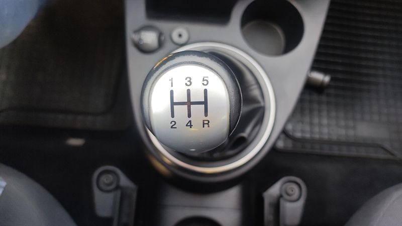 Ford Fusion (2009) 1,6 74kW ČR plný servis - fotka 13 z 21