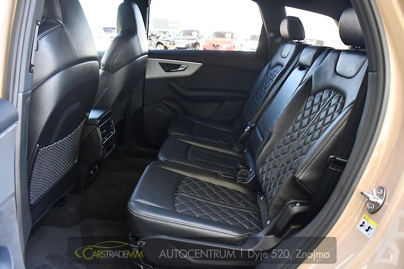 Audi SQ7 4.0TFSI V8 FACELIFT MATRIX - fotka 20 z 61
