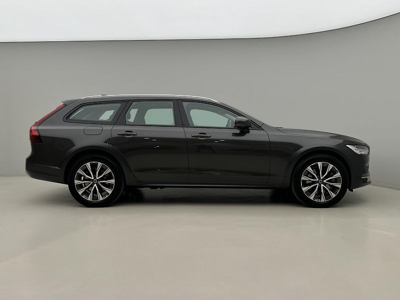 Volvo V90 CC B4 AWD BRIGHT PLUS AUT CZ - fotka 10 z 45