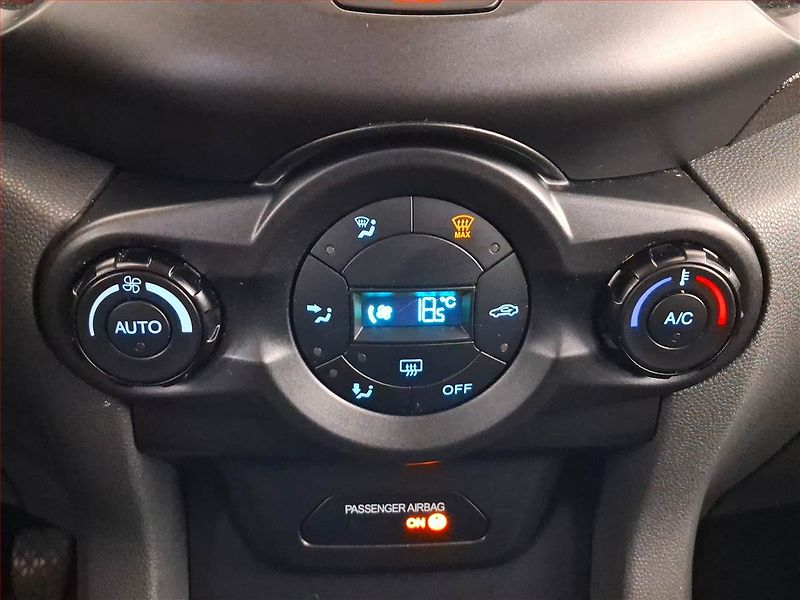 Ford EcoSport (2014) 1.5 Ti-VCT, Park. senzory - fotka 21 z 21