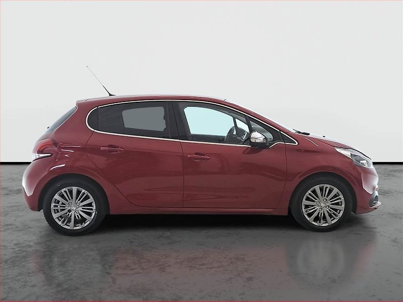 Peugeot 208 (2017) 1.6 BlueHDi, Serv.kniha, Navi - fotka 6 z 17