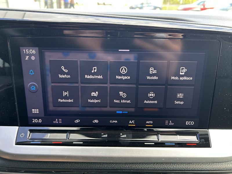 Ford Tourneo Connect 1.5 Ecoboost 110kW AT Titanium - fotka 29 z 40