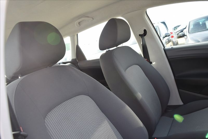 Seat Ibiza 1,4 16V 63KW NÍZKÝ NÁJEZD ALU - fotka 35 z 35