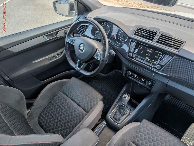 Škoda Fabia (2018) 1.4 TSi R5 Edition, 2.maj,ČR - fotka 16 z 26