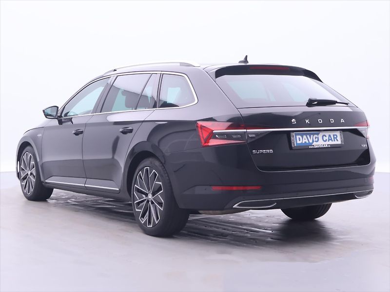 Škoda Superb 2,0 TDI 140kW DSG 4x4 L&K DPH - fotka 5 z 44