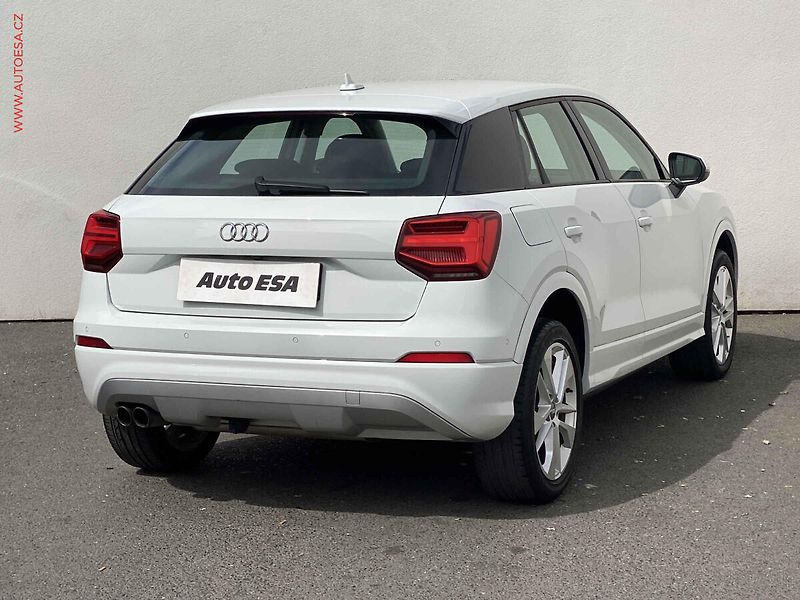 Audi Q2 (2017) 1.4 TFSi, AT, LED, kamera - fotka 4 z 18