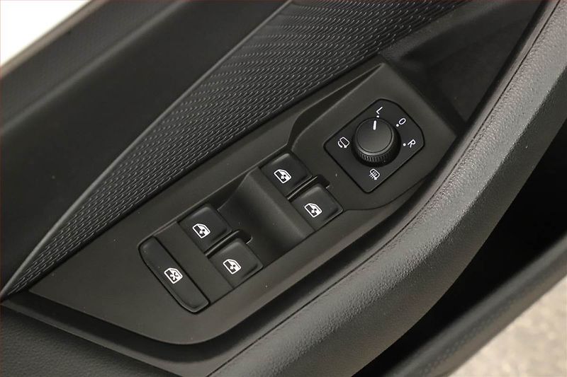Škoda Octavia (2022) 1.5 TSI - fotka 10 z 14