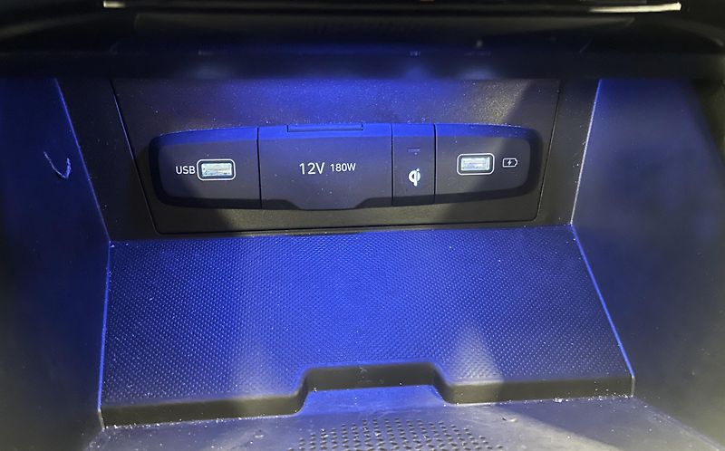 Hyundai Tucson 1.6 TGDi Freedom HEV, 132 kW - fotka 20 z 32