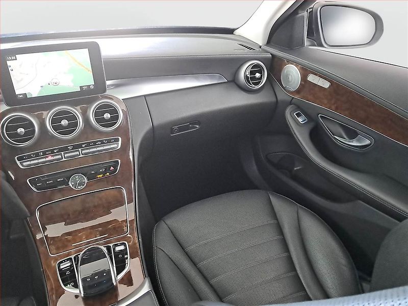 Mercedes-Benz Třídy C (2016) Avantgarde C 250 d 4MATIC - fotka 8 z 19