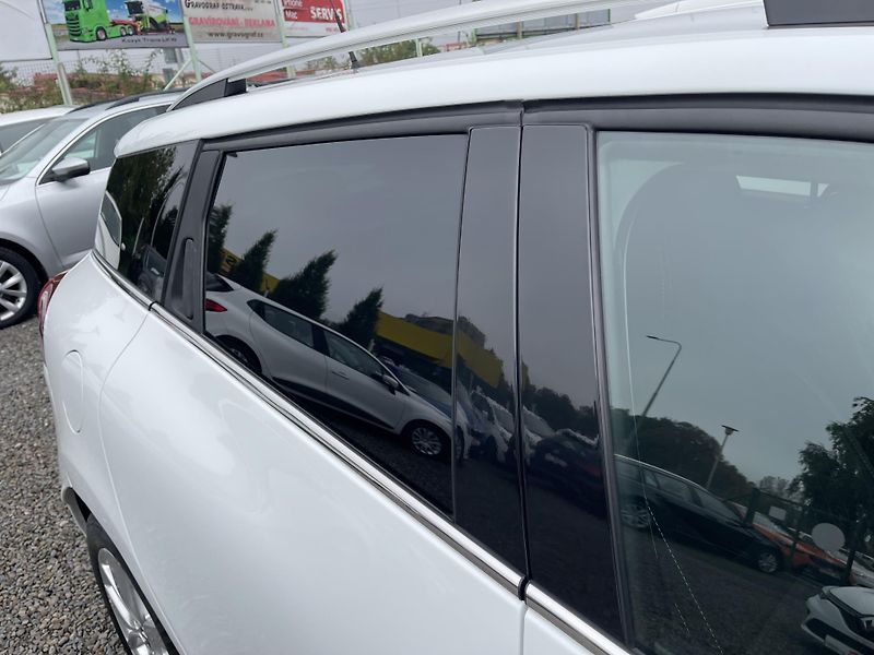 Renault Clio 0,9TCe 90Ps! LIMIT-NAVI-DPH-ČR - fotka 15 z 45