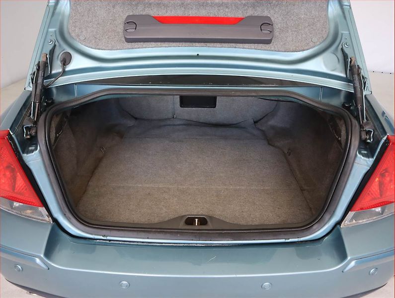 Volvo S60 (2009) 2.5T, nová STK, jezdí výborně - fotka 14 z 15