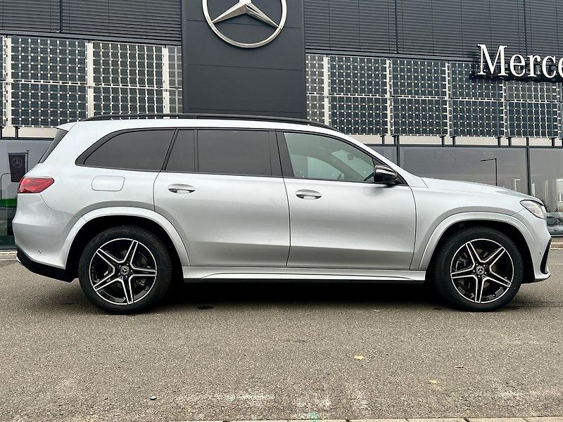 Mercedes-Benz GLS (2025) 450 d 4MATIC - fotka 2 z 30