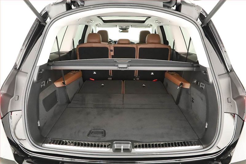Mercedes-Benz GLS (2025) 450 d 4MATIC, AMG, KEYLESS - fotka 26 z 31