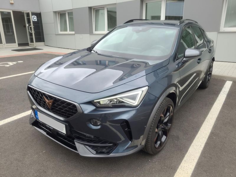 Cupra Formentor VZ 2,0 TSi/180kW - DSG,TZ,.... - fotka 3 z 16
