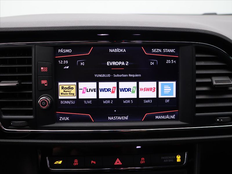 Seat Leon 2.0 221kW Cupra DSG 4Drive - fotka 20 z 31