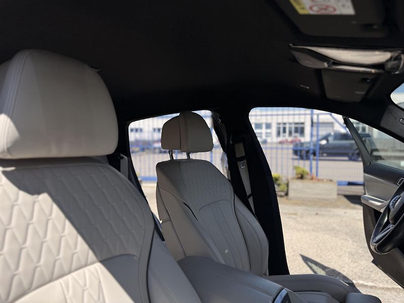 BMW X6 (2021) 40D, M-SPORT,ČR,1 MAJITEL - fotka 37 z 42