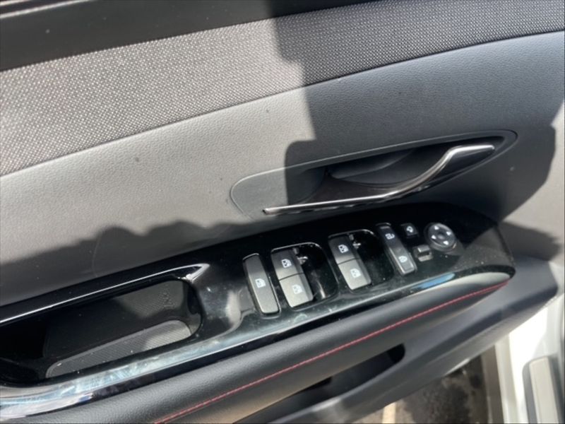 Hyundai Tucson 1,6 T-GDI 110 N Line 4x4 - fotka 11 z 11