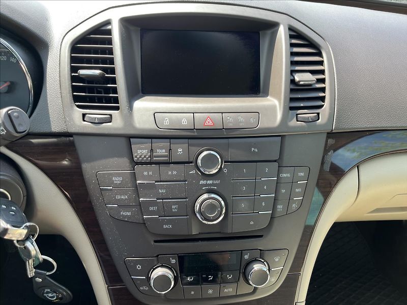 Opel Insignia 2,0 CDTi COSMO KLIMA ROZVODY - fotka 16 z 38