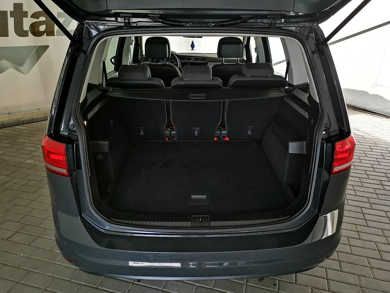Volkswagen Touran (2017) 1,2 TSI NAVI 132Tkm ZÁRUKA DPH - fotka 19 z 24