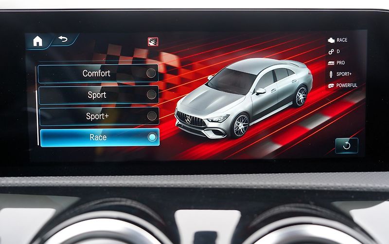 Mercedes-Benz CLA 45s AMG/4Matic+/Aero - fotka 40 z 50
