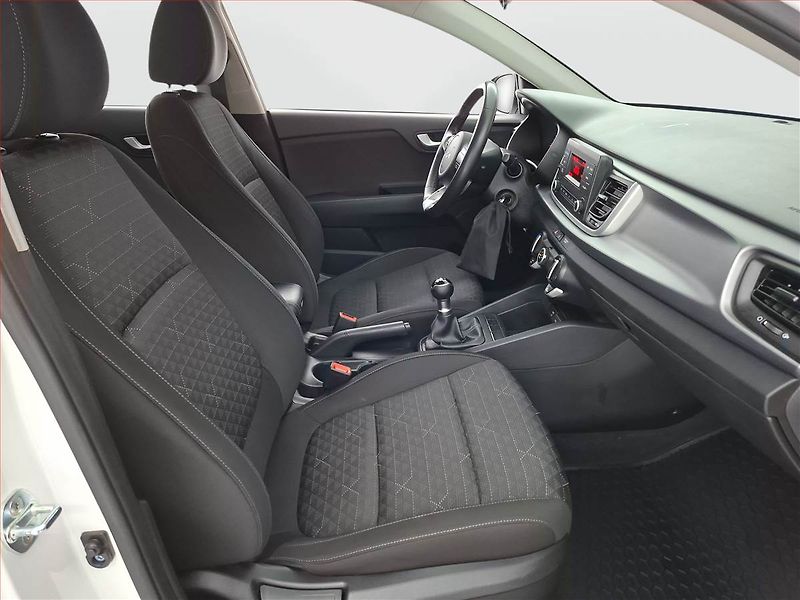 Kia Rio (2021) 1.2 DPI, ČR,1.maj - fotka 9 z 16