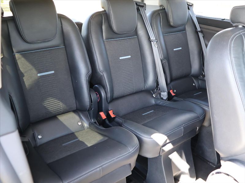 Ford Tourneo Custom 2,0 TDCI 136kW 1.Majitel DPH - fotka 14 z 29