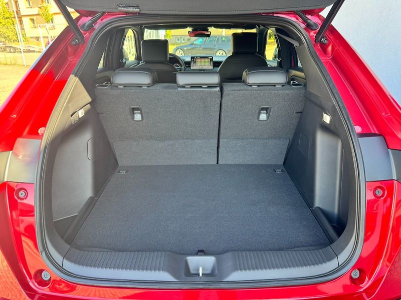 Honda HR-V (2026) 1.5 e:HEV ADVANCE Sport - fotka 23 z 40