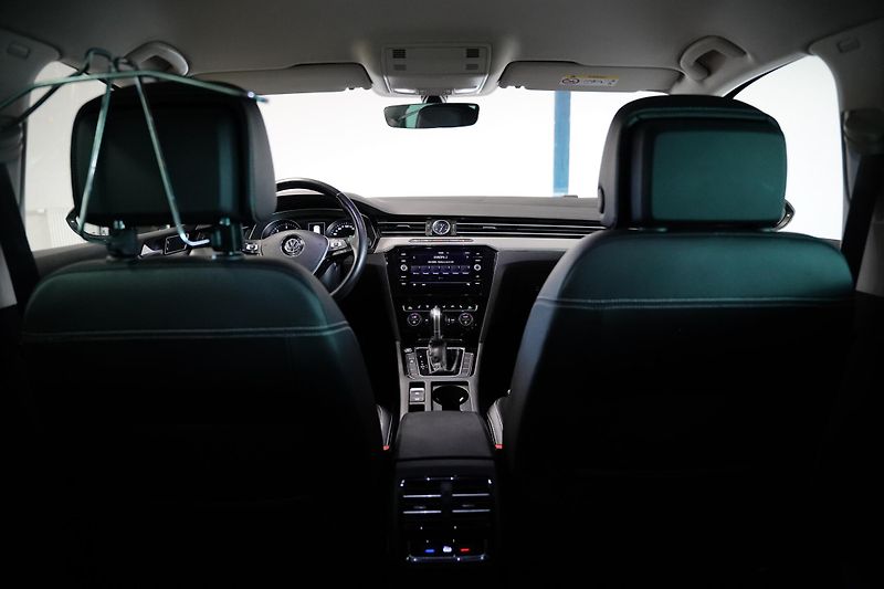 Volkswagen Passat - fotka 26 z 29