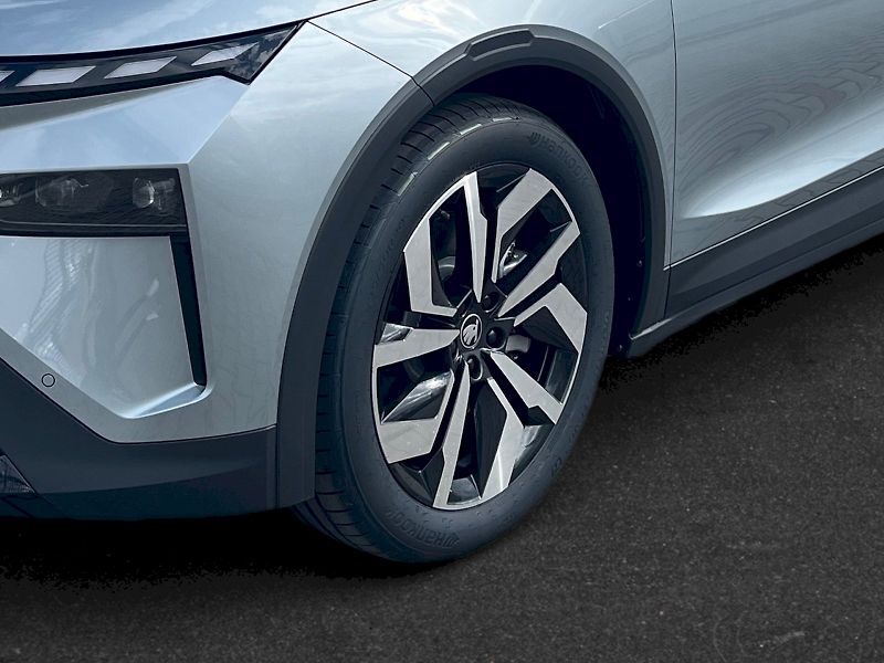 Škoda Elroq (2026) Sportline 85, 82 KWH 210 KW - fotka 17 z 34