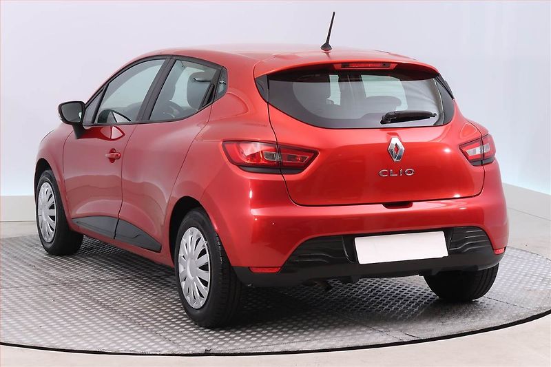 Renault Clio (2014) 1.2 16V, po STK, zamluveno - fotka 4 z 14