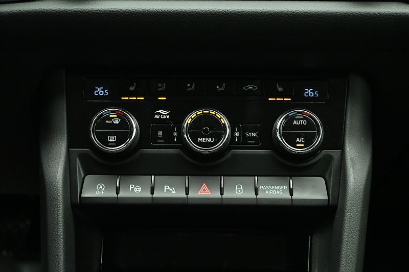 Škoda Kodiaq 2,0 TDI 147 KW DSG 4X4 TAŽNÉ Z - fotka 23 z 35