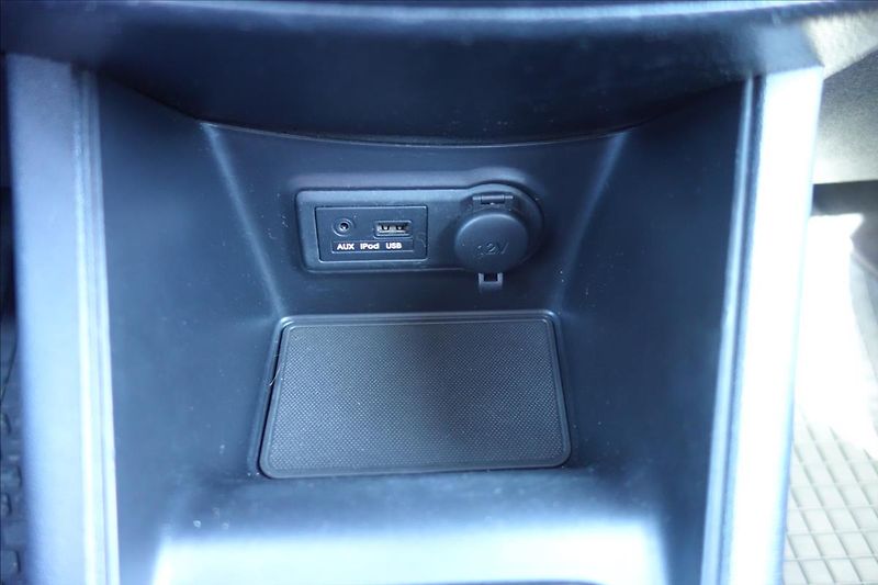 Hyundai ix20 1,4 CVVT, ČR, KLIMATIZACE. - fotka 22 z 30