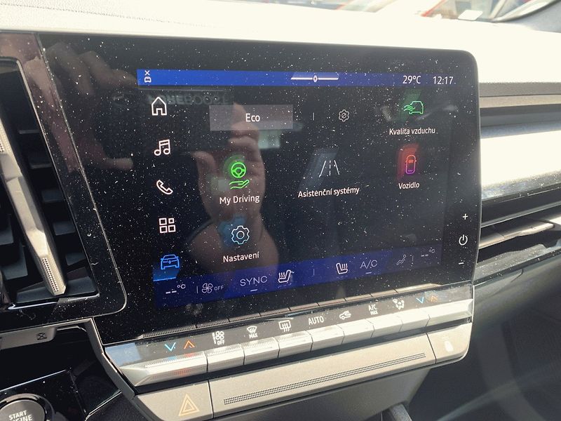 Renault Austral (2026) Evolution mild hybrid 150 auto - fotka 16 z 16