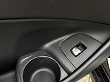 Mercedes-Benz Třídy E 300de 4MATIC TAŽNÉ DPH - náhled 32