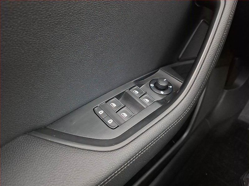 Škoda Superb (2020) Laurin&Klement 2.0 TDI - fotka 23 z 25