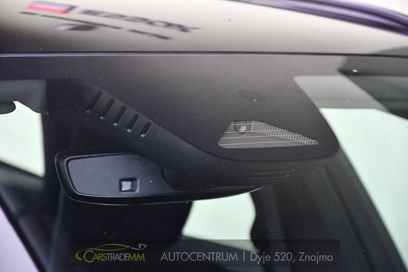 Volvo XC60 B4 AWD mHEV - fotka 41 z 44