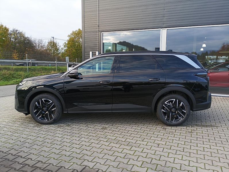 Peugeot 5008 (2026) ALLURE Hybrid 145 e-DCS6 - fotka 4 z 13