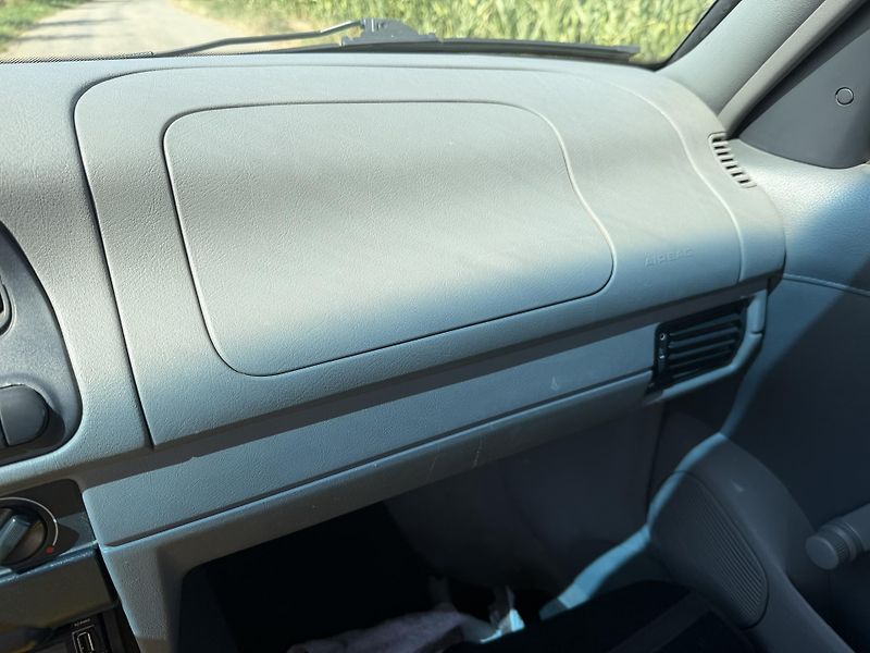 Škoda Felicia (2000) FUN 1,6MPI KOMPLETNÍ RENOVACE - fotka 69 z 83