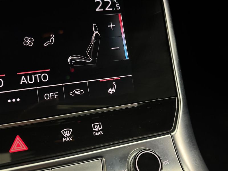 Audi S6 3,0 55TDi 257kW ACC AIR Q TZ - fotka 24 z 50